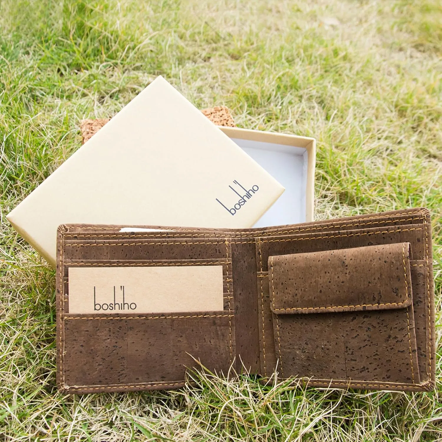boshiho RFID Blocking Cork Wallet, Slim Bifold Vegan Coin Purse Eco Friendly Gift for Men and Women (Dark Brown)