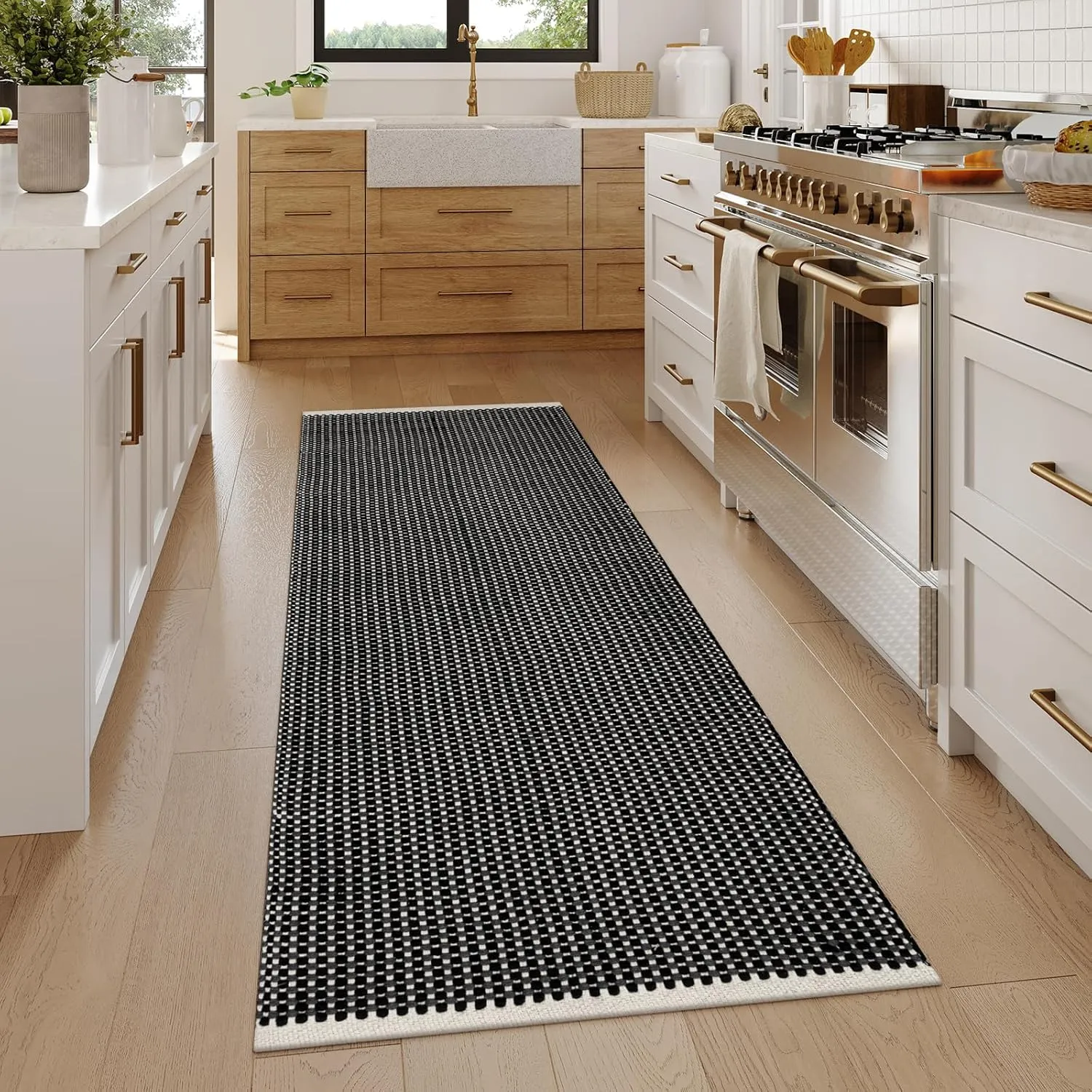 Lahome Boho Kitchen Rug, 2x6 Cotton Runners for Hallway Entryway Black Laundry Room Rug, Farmhouse Washable Non Shedding Woven Carpet Runners for Hallway 6ft Bathroom, Black