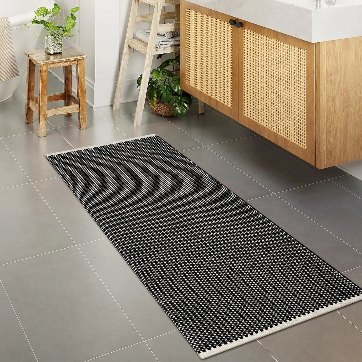 Lahome Boho Kitchen Rug, 2x6 Cotton Runners for Hallway Entryway Black Laundry Room Rug, Farmhouse Washable Non Shedding Woven Carpet Runners for Hallway 6ft Bathroom, Black