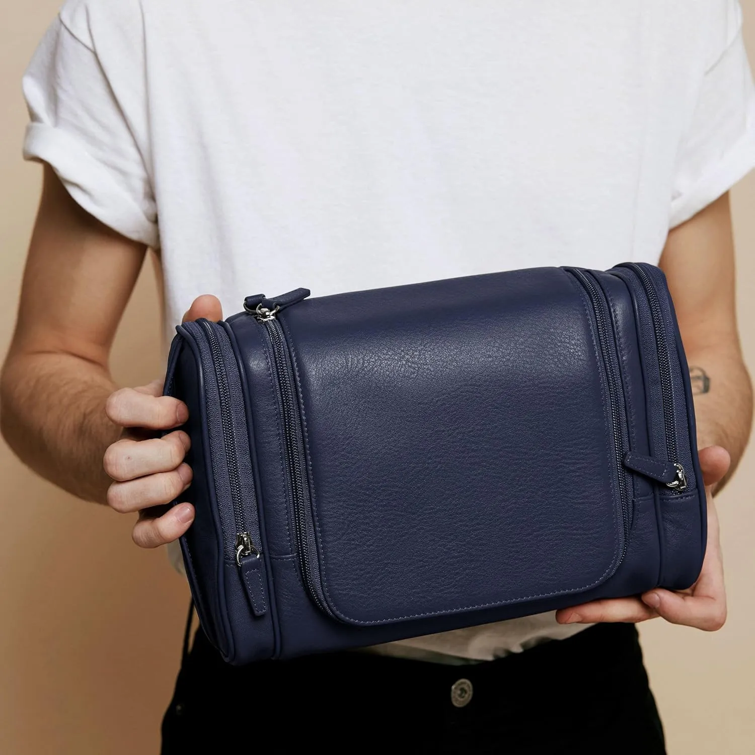 Leatherology Hanging Toiletry Kit
