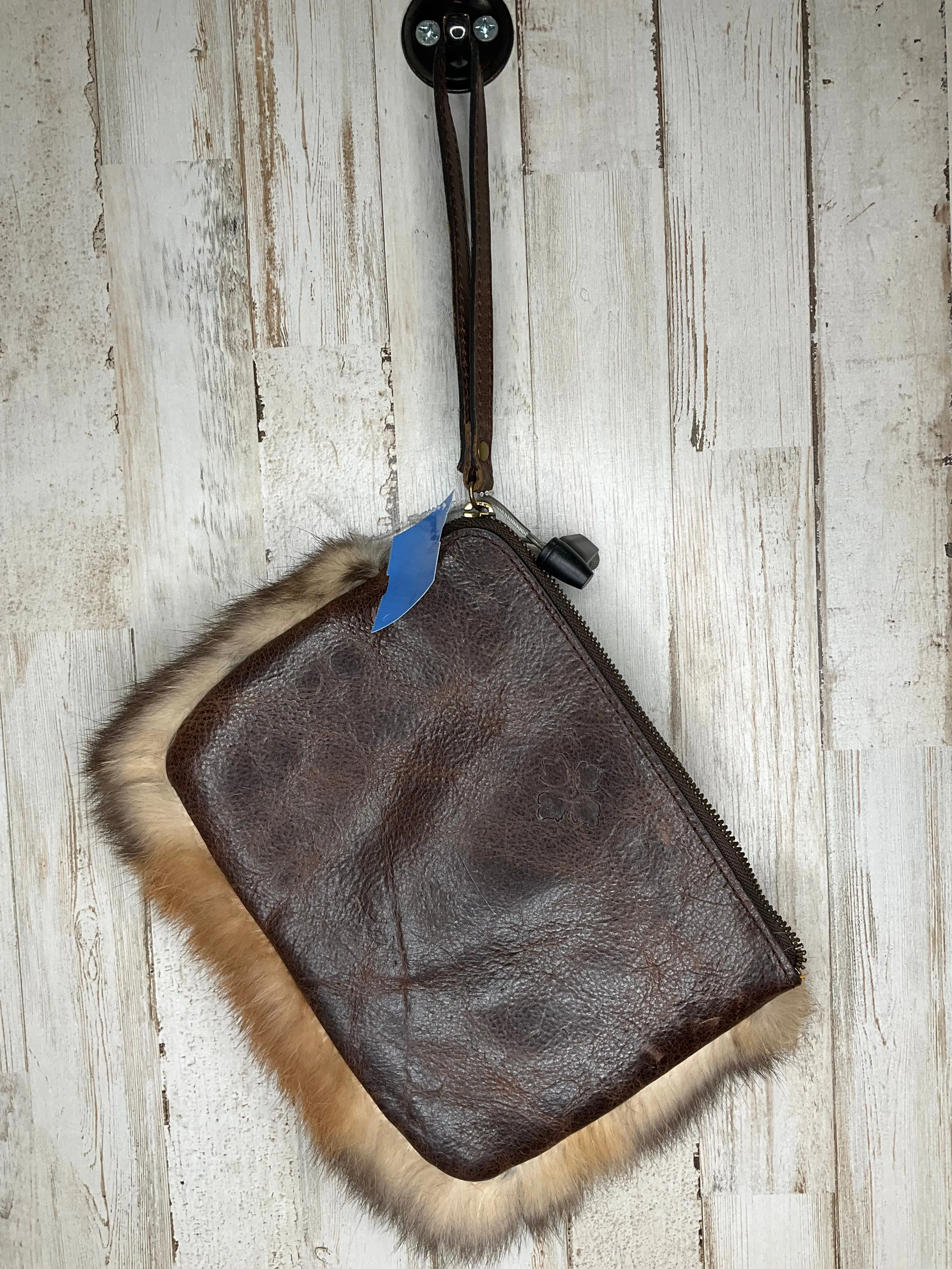 Wristlet Designer By Patricia Nash  Size: Large